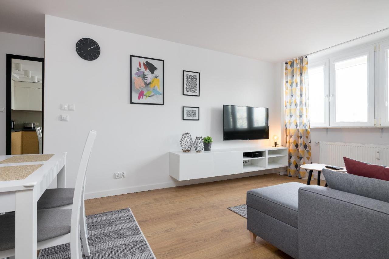 Ochota Homely Apartment Βαρσοβία Εξωτερικό φωτογραφία