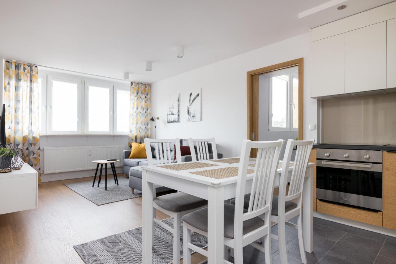 Ochota Homely Apartment Βαρσοβία Εξωτερικό φωτογραφία