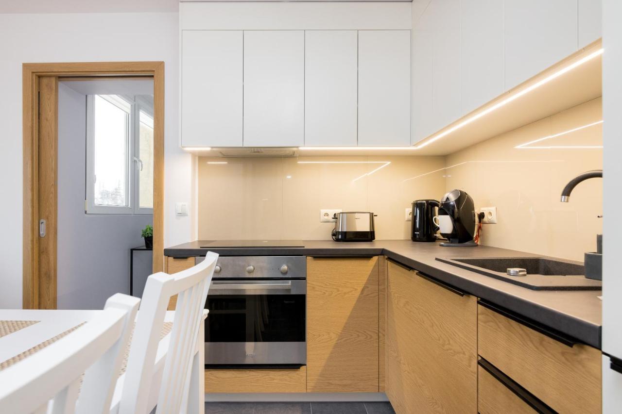 Ochota Homely Apartment Βαρσοβία Εξωτερικό φωτογραφία